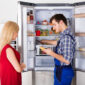 Nếu bạn sử dụng tủ lạnh Panasonic hoặc thương hiệu khác, bài viết dưới đây sẽ hướng dẫn bạn cách phát hiện các sự cố thường gặp của tủ lạnh và cách sửa chữa tủ lạnh panasonic tại nhà. Tuy nhiên, trong một số trường hợp, nhân viên kỹ thuật phải tham gia để kiểm tra và xử lý. Ngăn làm đông của tủ lạnh Panasonic không làm lạnh thức ăn Những lỗi thường gặp và cách sửa chữa tủ lạnh Panasonic đơn giản tại nhà. Nguyên nhân Phích cắm không được cắm đúng cách. Nhiệt độ được đặt không chính xác. Vị trí tiếp xúc nhiều ánh nắng và đặt quá sát tường. Cách khắc phục: Kiểm tra phích cắm và đảm bảo cắm đúng vị trí, cách xa bức tường để tủ có thể hoạt động bình thường. Sửa chữa tủ lạnh Panasonic phát ra tiếng ồn Những lỗi thường gặp và cách sửa chữa tủ lạnh Panasonic đơn giản tại nhà Nguyên nhân Do tủ lạnh không đặt tại nơi bằng phẳng nên khi hoạt động sẽ phát ra tiếng ồn. Sử dụng lâu ngày làm hỏng hệ thống quạt hoặc máy nén. Cách khắc phục Kiểm tra và di dời đến một địa điểm bằng phẳng hơn, ổn định hơn. Nếu tủ lạnh tiếp tục ồn, hãy nhờ chuyên gia kiểm tra hệ thống quạt và máy nén, có thể sửa hoặc thay thế nếu bị hỏng. Sửa chữa tủ lạnh chạy liên tục và độ lạnh yếu Những lỗi thường gặp và cách sửa chữa tủ lạnh Panasonic đơn giản tại nhà Nguyên nhân Do lớp tuyết bám dày đã hình thành trong ngăn đá, hoặc gioăng cửa bị cứng hoặc bị cong khiến tủ lạnh Panasonic chạy liên tục không dừng. Bộ phận bình gas không có hoặc có quá nhiều. Hơi nước cũng có trong hệ thống lạnh do lực hút chân không đủ gây ra hiện tượng tắc ống mao. Độ lạnh sẽ không đủ nếu có quá nhiều thực phẩm trong tủ lạnh, vượt quá sức chứa. Cách khắc phục Xả tuyết tủ lạnh để tủ hoạt động bình thường. Nếu gioăng cao su bị hỏng, hãy nhờ kỹ thuật viên kiểm tra phần gas để xử lý và thông ống mao dẫn bị tắc nhanh chóng. Để giúp tủ lạnh trống hơn, hãy chọn những loại hàng hóa cần thiết cho nhu cầu sử dụng hàng ngày và loại bỏ những thực phẩm quá hạn sử dụng. Tủ lạnh không đông đá hoặc thời gian đông đá lâu Những lỗi thường gặp và cách sửa chữa tủ lạnh Panasonic đơn giản tại nhà Nguyên nhân Ống dẫn khí làm lạnh bị tắc do hư hỏng đường ống hoặc đóng băng. Nếu bộ phận xả đá bị lỗi, đá sẽ tích tụ trong dàn bay hơi, khiến quá trình cấp đông bị gián đoạn. Gas tủ lạnh rò rỉ ra bên ngoài gây hỏng máy nén của tủ lạnh. Cách khắc phục Tắt tủ lạnh để đá tan ra, và các đường ống sẽ không bị tắc nữa. Nếu đường ống dẫn khí lạnh bị hỏng hoặc trục trặc, cần được thay thế bằng ống mới. Nếu bạn thấy gas tủ lạnh bị rò rỉ, hãy gọi nhân viên tới trợ giúp và kiểm tra sản phẩm.