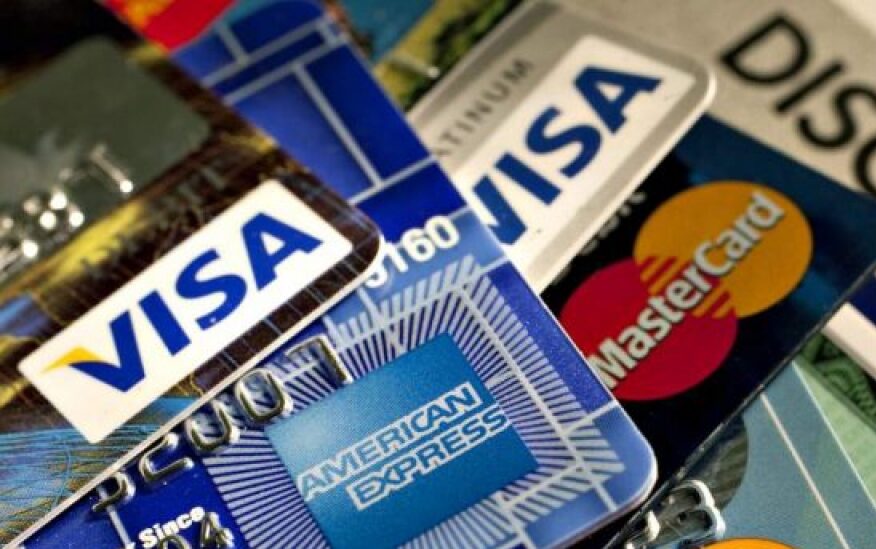 Giải đáp thắc mắc ngân hàng BIDV có phát hành thẻ Visa Debit BIDV không?