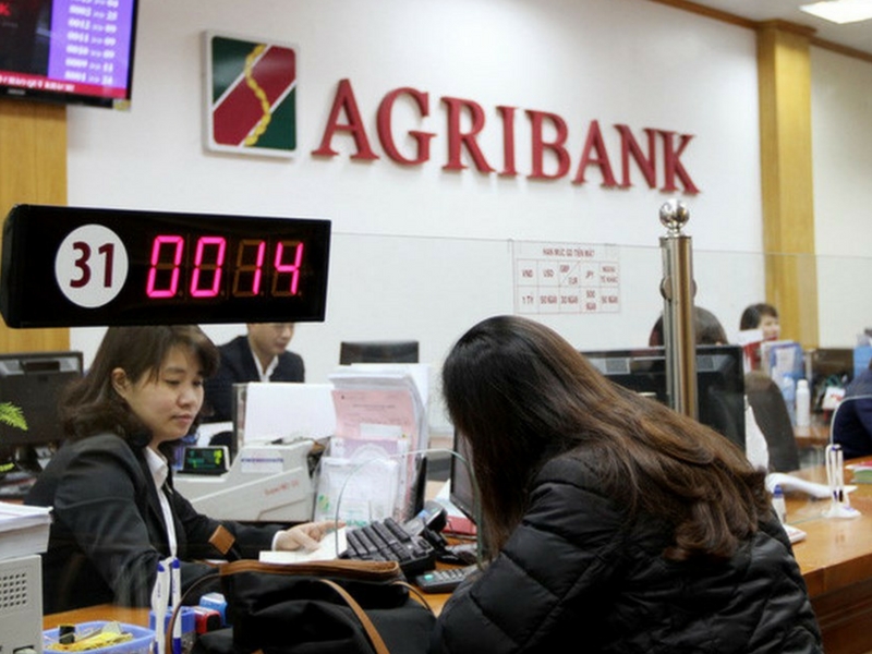 Cập nhật cho bạn đọc phí chuyển tiền ngân hàng Agribank sang ngân hàng khác