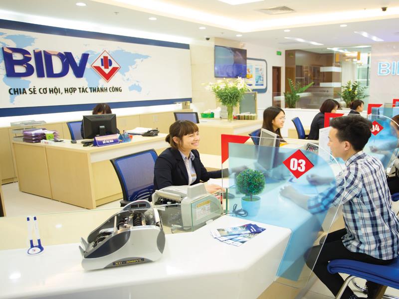 Tổng hợp cho bạn đọc các dịch vụ của ngân hàng điện tử BIDV và biểu phí