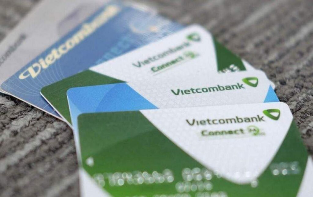 Rút tiền bằng chứng minh thư Vietcombank