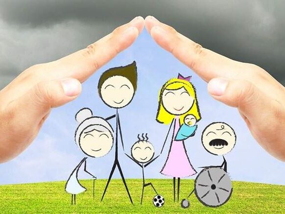 Tìm hiểu bảo hiểm nhân thọ là gì? Có nên mua bảo hiểm cho cả gia đình không?